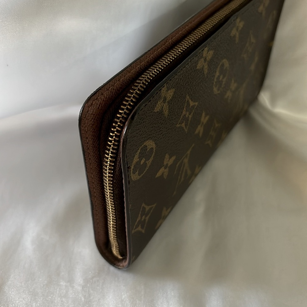 LOUIS VUITTON VINTAGE MONOGRAM ZIPPY WALLET EUC AUTHENTIC - Picture 5 of 17